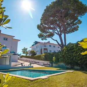 188-apartments-buganvilia.hotels-lisbon-portugal.com/